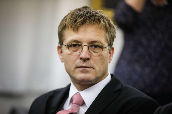 Peter Jančič o delu vladne koalicije in kupovanju miru.